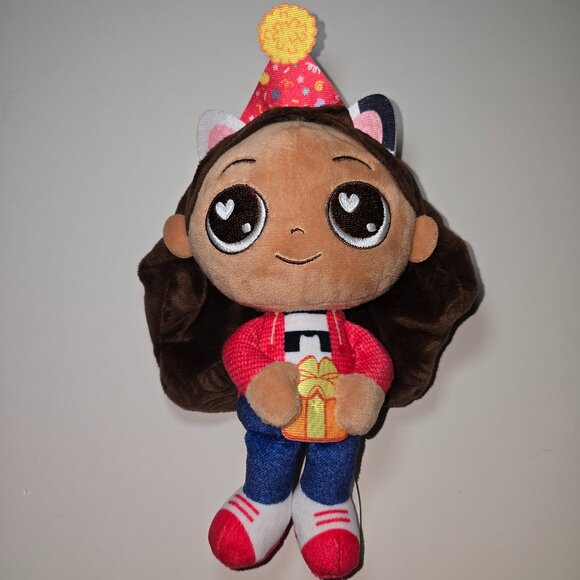 Gabby’s Dollhouse, Celebration Series 9-Inch Gabby Girl Plushies - Picture 1 of 6